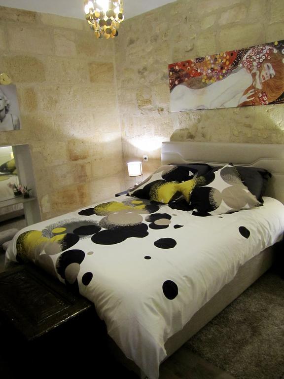 アパルトマン ボルドー サン ミッシェルアパートメント 部屋 写真
